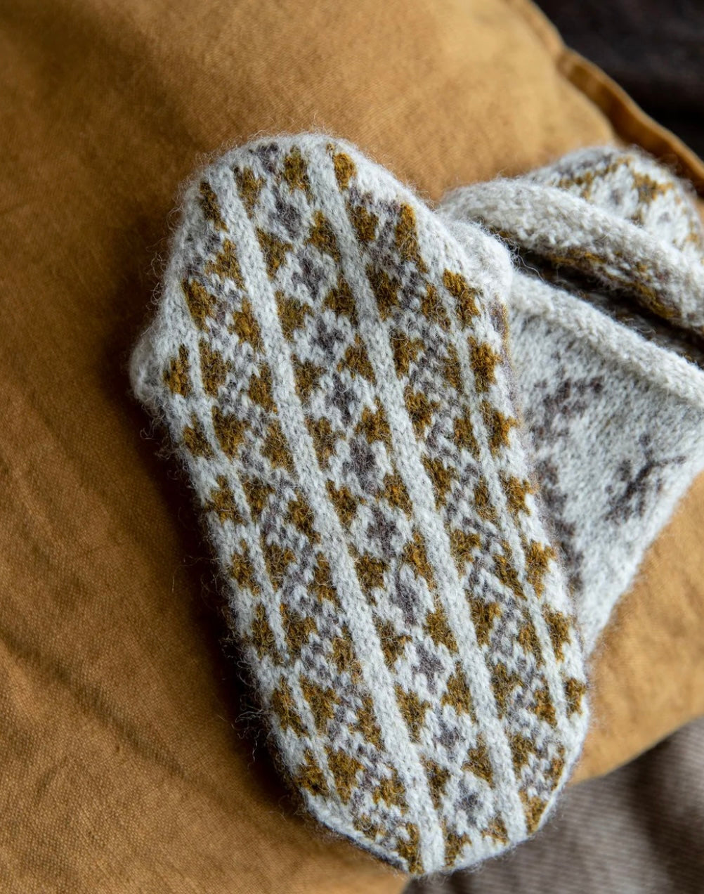 52 Weeks of Socks Vol. II by Laine (Soft Cover Version)