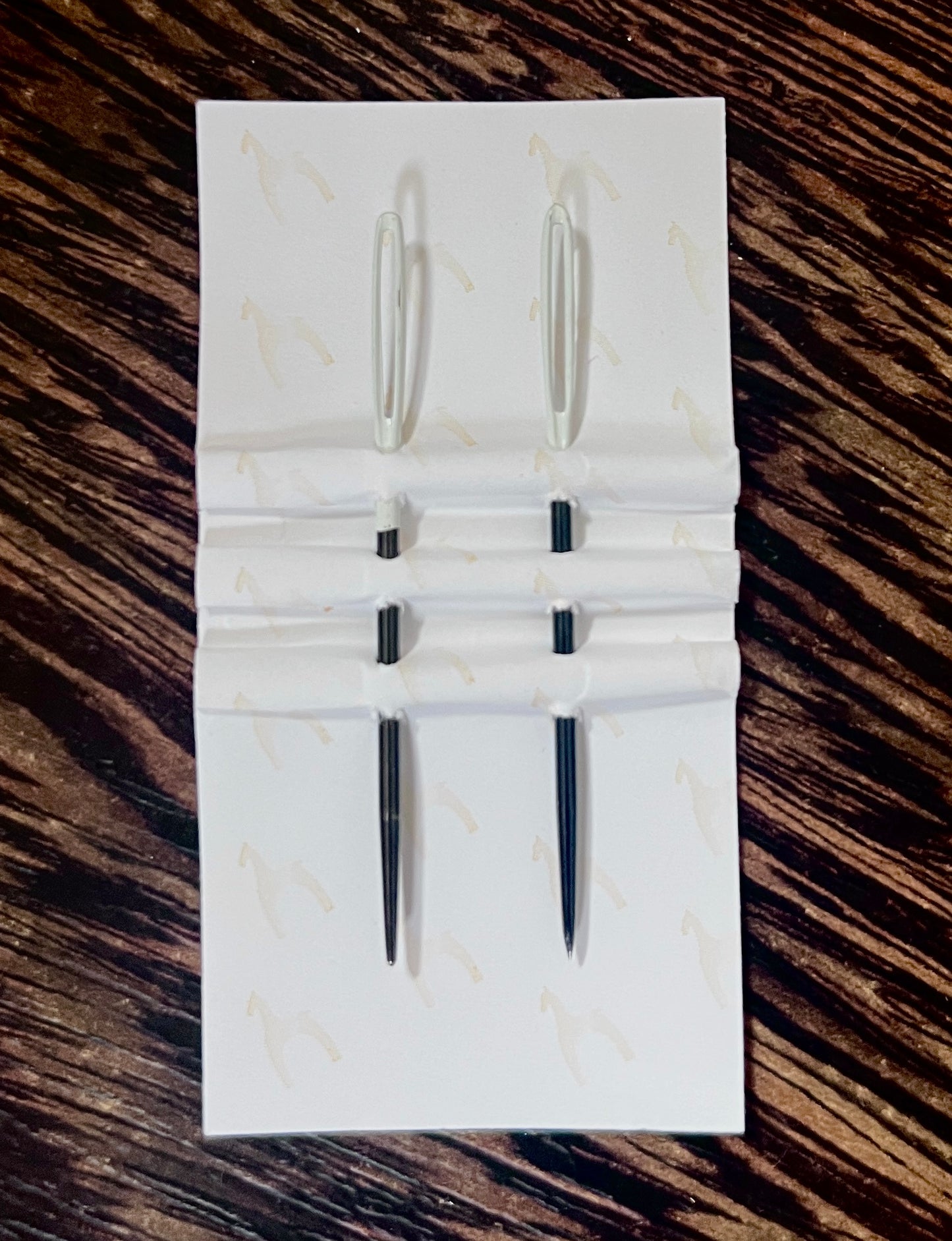 Pony Non Nickel Plated Black x 2 Wool Needles